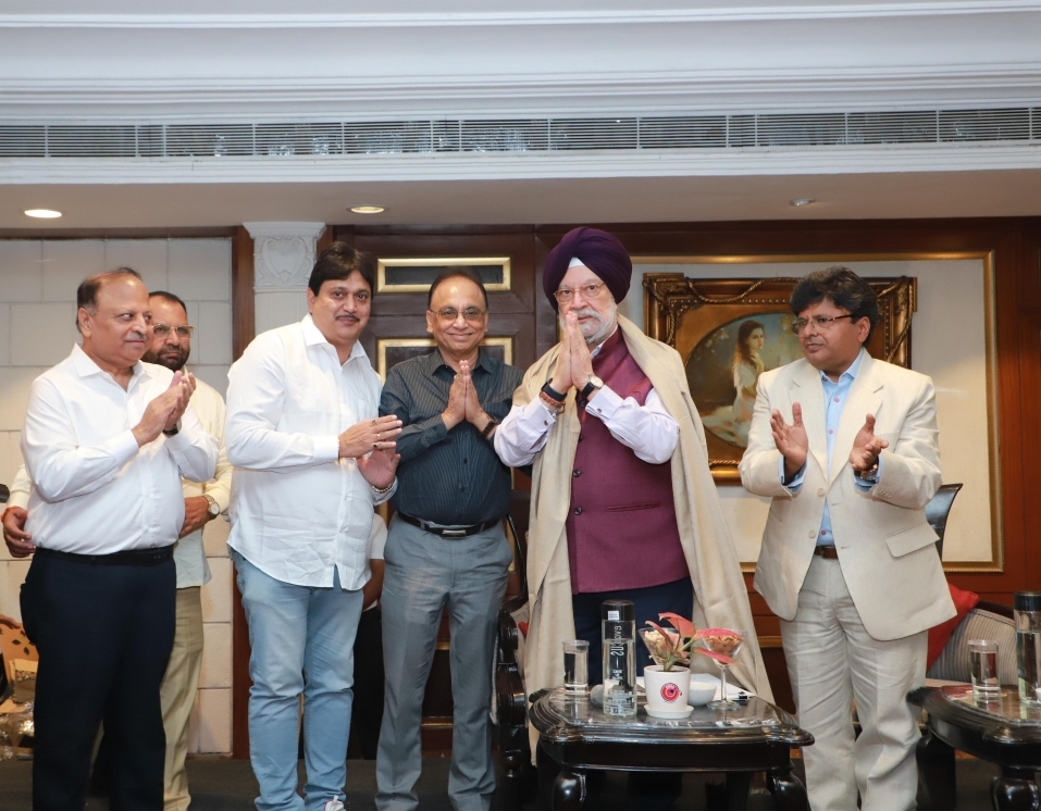 भारत की ऊर्जा क्रांति में सक्रिय भागीदार बनें पेट्रोलियम डीलर: केंद्रीय मंत्री हरदीप सिंह पुरी